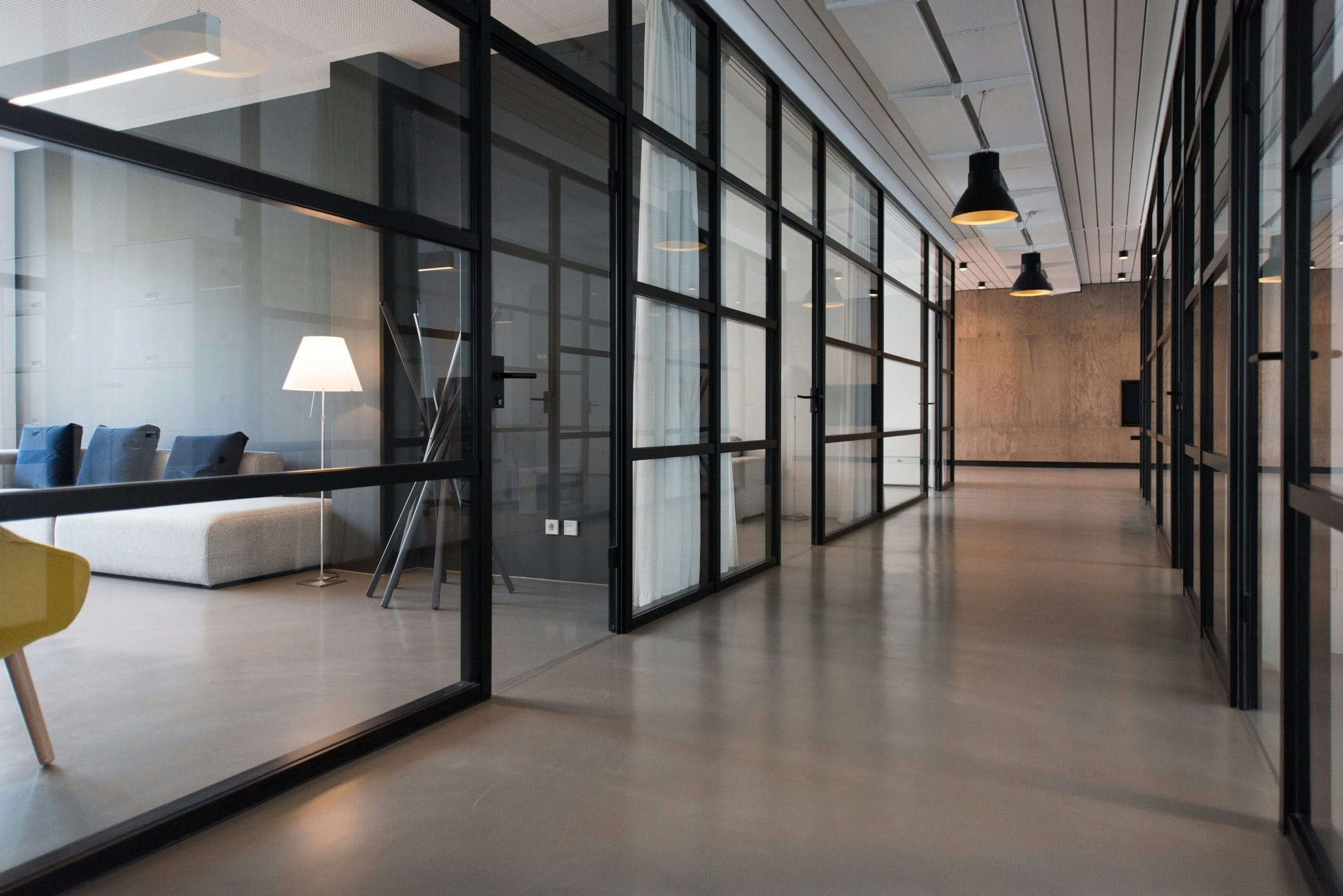 AZV Modern Office Design